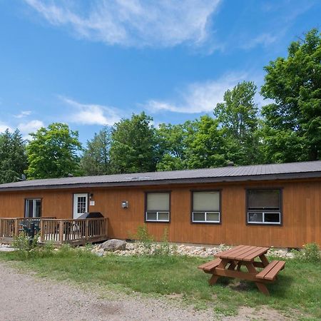 Madawaska Lodge-Cottage Exteriér fotografie
