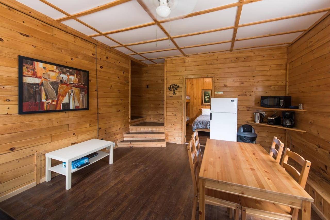 Madawaska Lodge-Cottage Exteriér fotografie