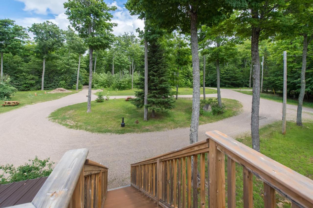 Madawaska Lodge-Cottage Exteriér fotografie