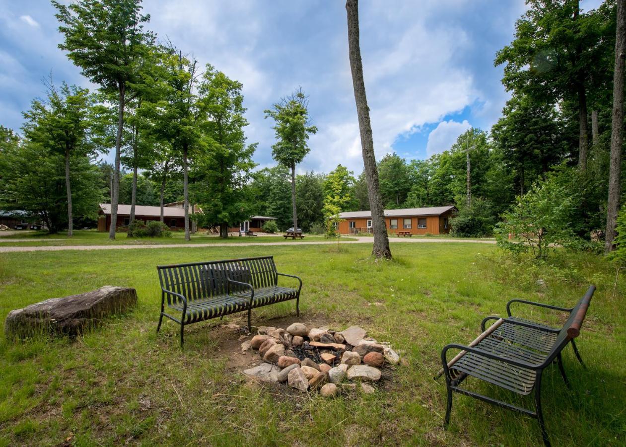 Madawaska Lodge-Cottage Exteriér fotografie