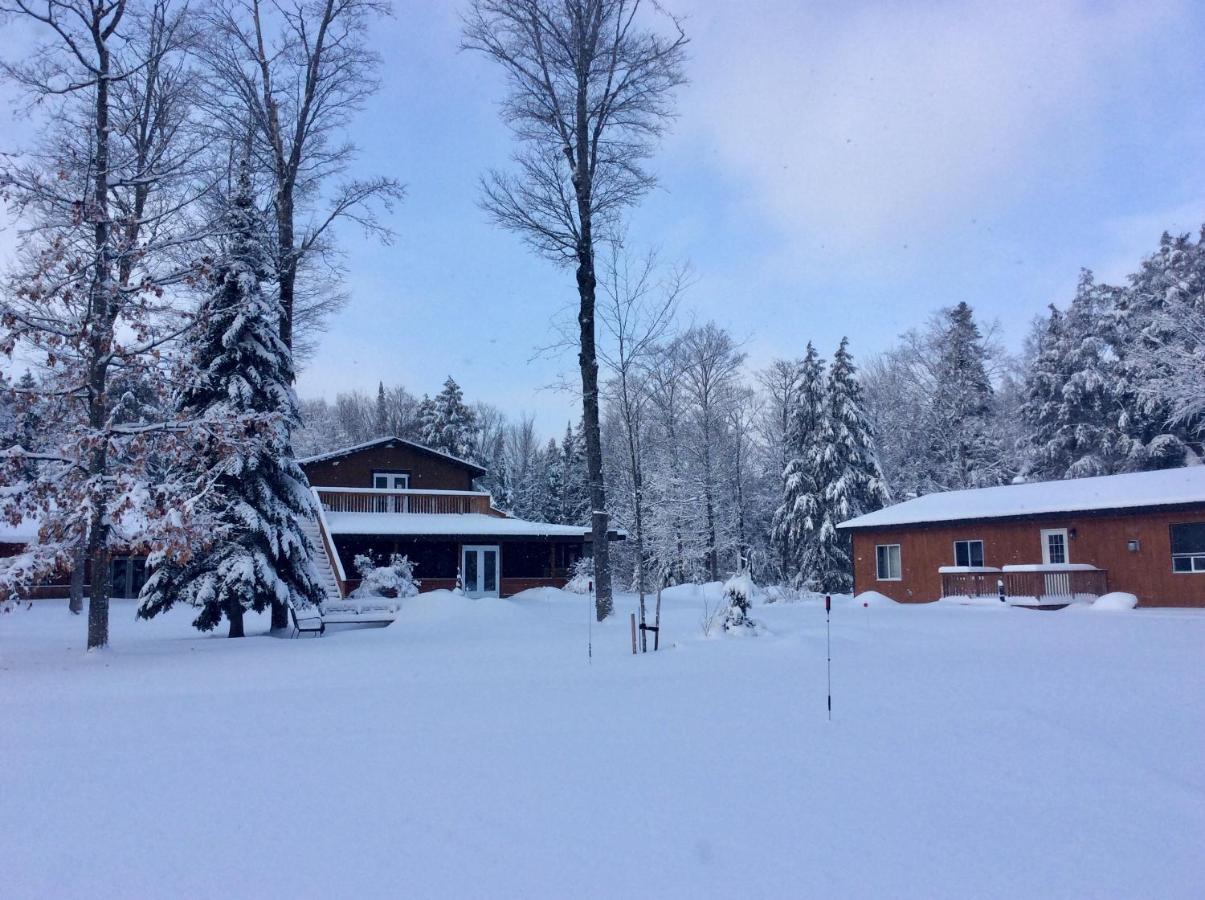 Madawaska Lodge-Cottage Exteriér fotografie