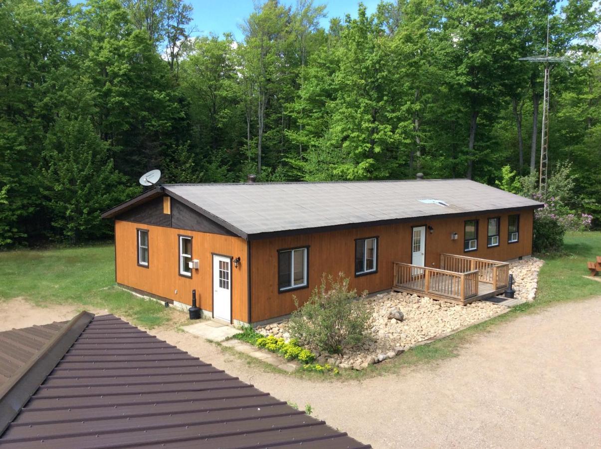 Madawaska Lodge-Cottage Exteriér fotografie